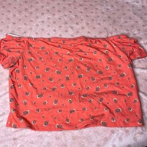 Off the shoulders crop top